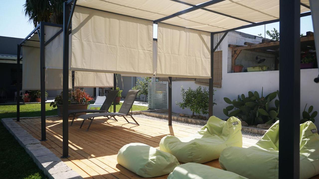 Dependance In Villa Con Piscina Syrakus Exterior foto